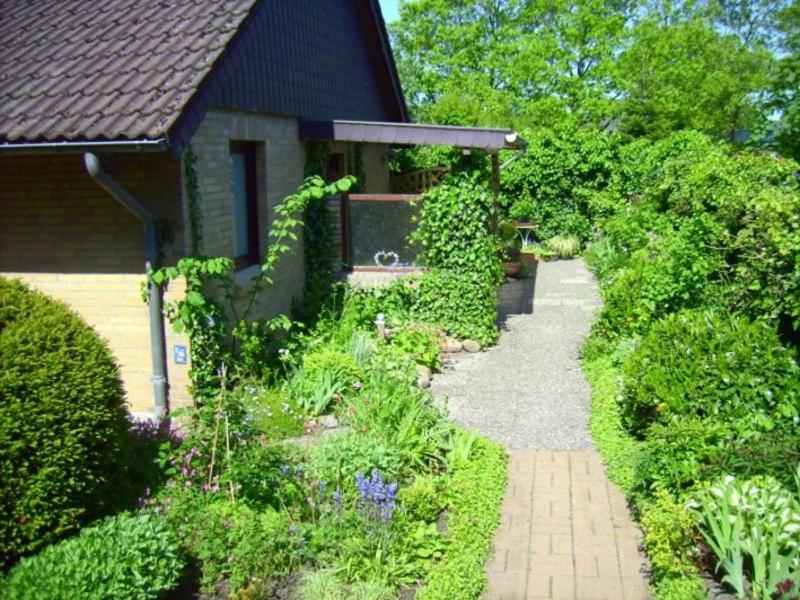 Ferienwohnung Diena - Unterkunft Mit Toller Ausstattung Und Zwei Terrassen Тарп Екстер'єр фото